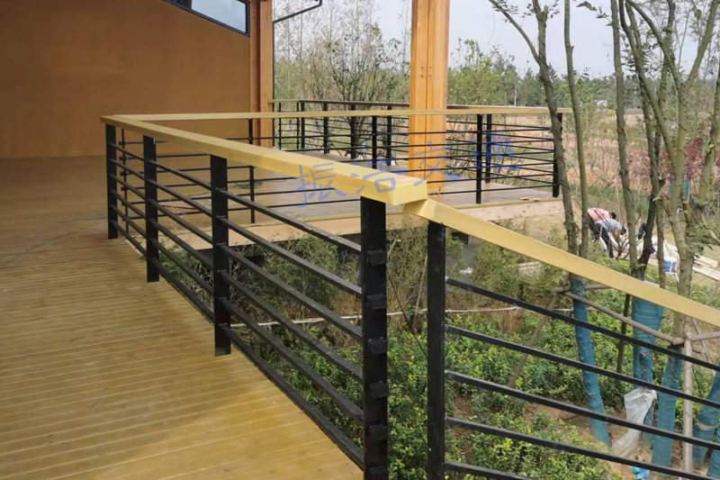 Barandilla del paseo marítimo